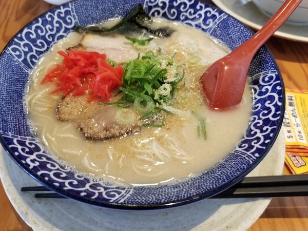 「ラーメン」@博多ラーメン鶴亀堂 三芳藤久保店の写真