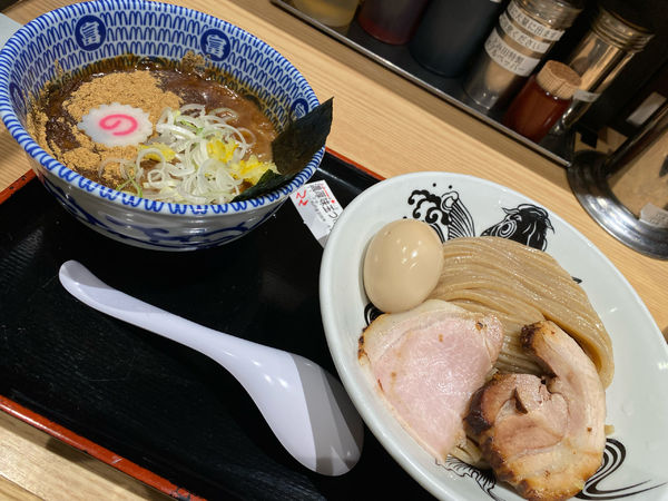 「味玉つけ麺並」@松戸富田麺業 千葉駅構内店の写真