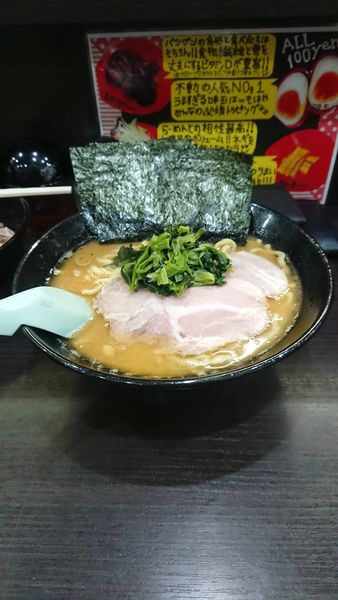 「ラーメン　固め　濃いめ　油多め✙チャーシュー丼」@らーめん家 せんだい 鶴ヶ峰本店の写真