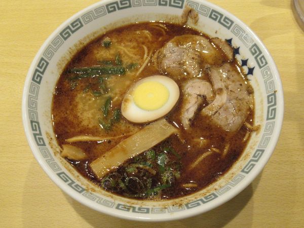 「桂花拉麺（820円）」@桂花ラーメン 新宿ふぁんてんの写真