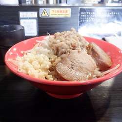 ブタメン（小）