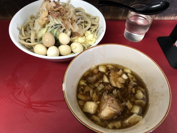 「たま小つけ麺うずらやさいあぶら」@蓮爾 登戸店の写真