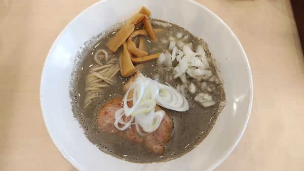 「煮干し中華そば濃醇」@中華そば カゼノウタの写真