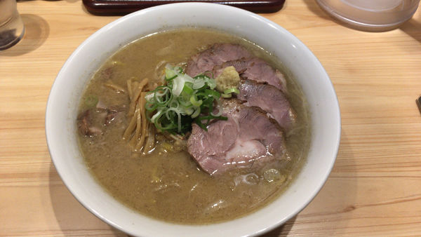 「チャーシュー麺味噌大　1250円」@三ん寅の写真