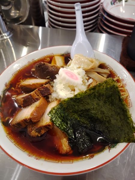 「竹岡式ラーメン (中) 薬味トッピング」@まる竹の写真