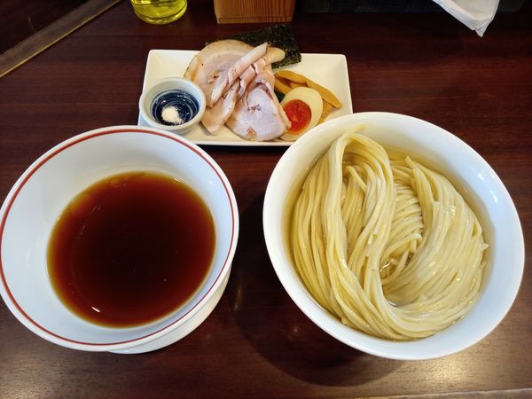 「つけめん麺大盛り＋チャーシュー」@とものもとの写真