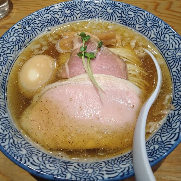 「山椒香る煮干しそば」@麺也 時しらずの写真