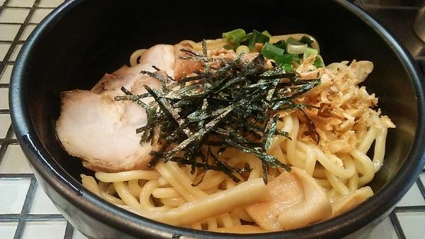 「しょうゆ油そば 720円」@油そば 雷神 市川店の写真