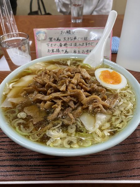 「ワンタンメン(とりかわトッピング)」@さくらい食堂の写真