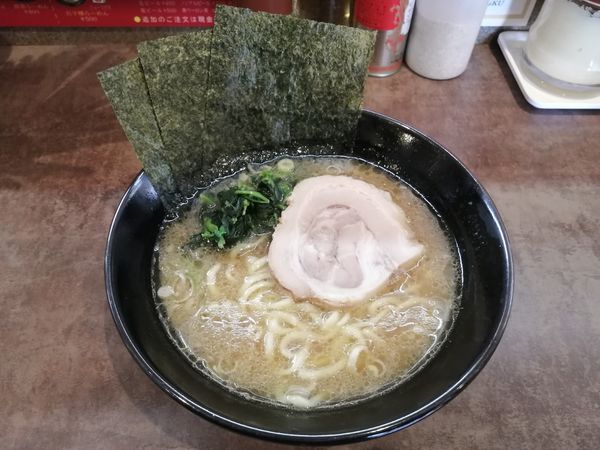 「らーめん　　700円」@家系ら～めん 陸の写真