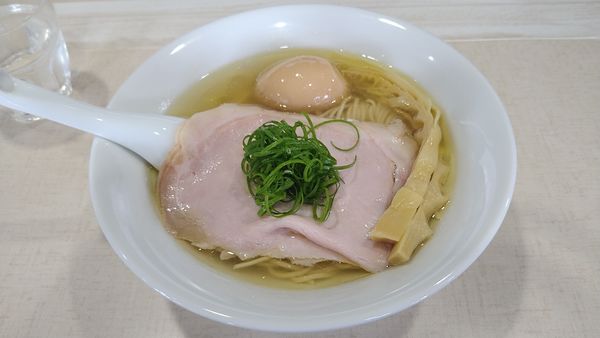 「鶏そば(白醤油)味玉付¥960-」@中華そば ふじ野の写真