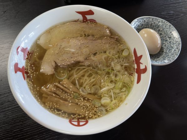 「中華そば 塩＋味付玉子」@中華そば処 琴平荘の写真