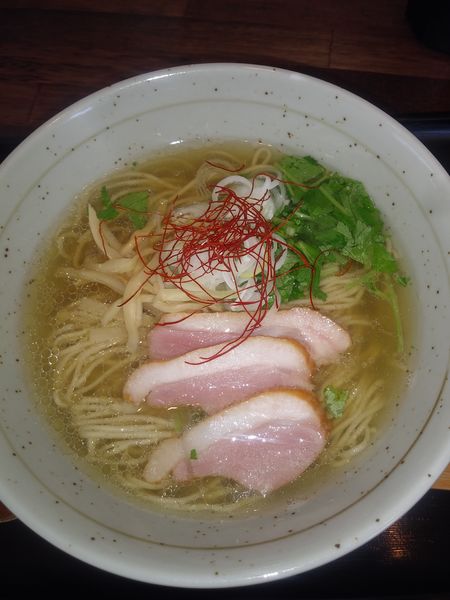 「鴨出汁らーめん(白醤油)」@麺屋 葵の写真