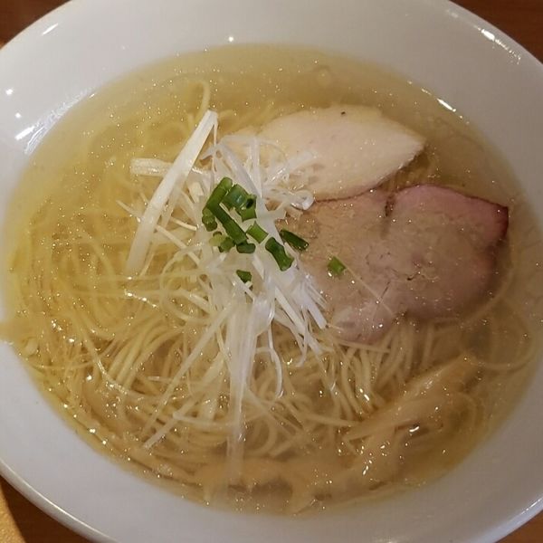 「鶏蛤そば（塩）９５０円」@鶏’s麺処  諭吉の写真