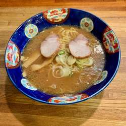 ラーメン（醤油・普通）
