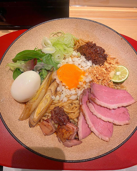 「特製紀州鴨まぜそば」@鴨中華そば 楓の写真