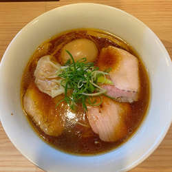 特製醤油らぁ麺