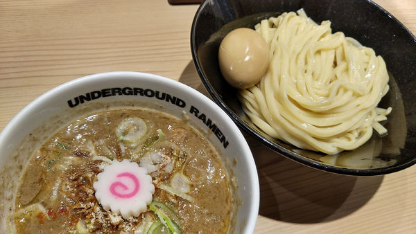 「カレーつけ麺 ￥930・味玉」@頑者 UNDERGROUND RAMEN 川越駅店の写真