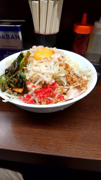 「大豚930円汁無し80円ニラキムチ80円全増し紅」@ラーメン二郎 横浜関内店の写真