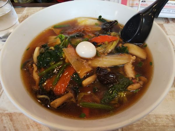 「五目ラーメン 　＋焼きギョーザ：サービス券」@中国菜館 東天紅の写真