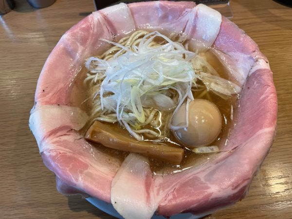 「平和(890円)とろ〜り半熟煮玉子(121円)」@ラーメン大戦争 神田店の写真