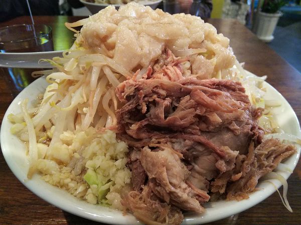 「ラーメン　※野菜＆脂まし」@麺とび 六方 エルサあづみ野店の写真