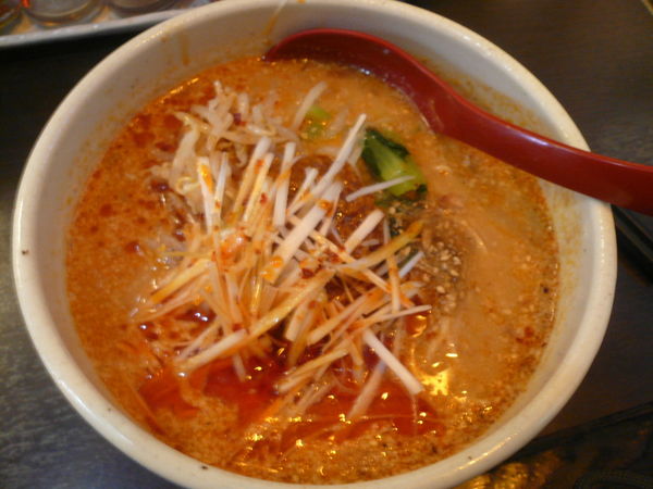 「汁あり担担麺」@めだかTANTANの写真
