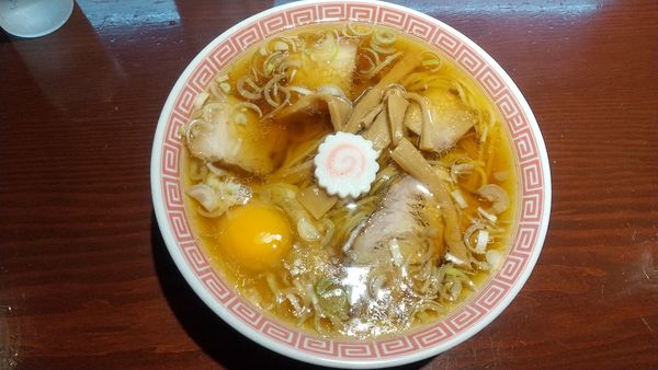 「月見中華そば850円」@中華そば えもとの写真