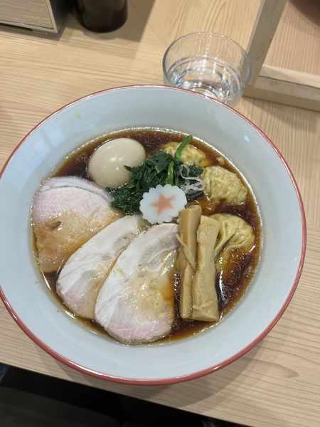 「特製中華そば」@横濱中華そば 上星商店の写真