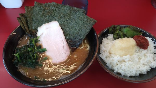 「家系味噌(並)¥800+のり¥100-ライス無料」@横浜ラーメン 相馬家の写真