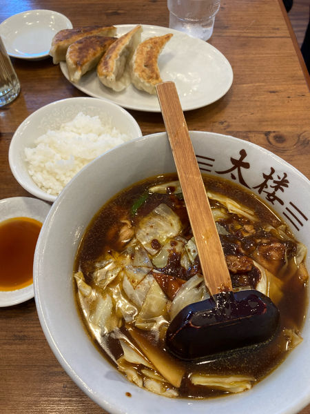 「ホンコンラーメン　820円」@中華麺飯 太楼の写真