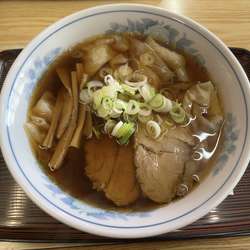 ワンタン麺