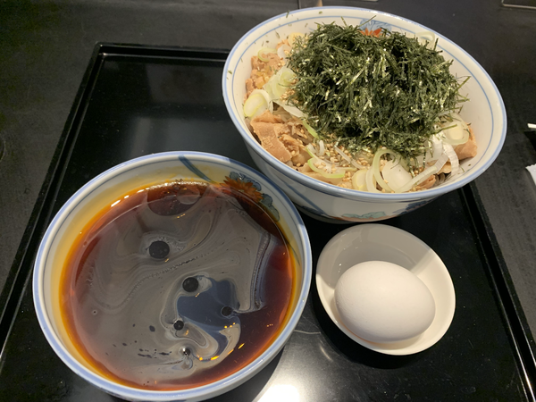 「冷たい肉そば(1100円)」@The Minatoya Loungeの写真