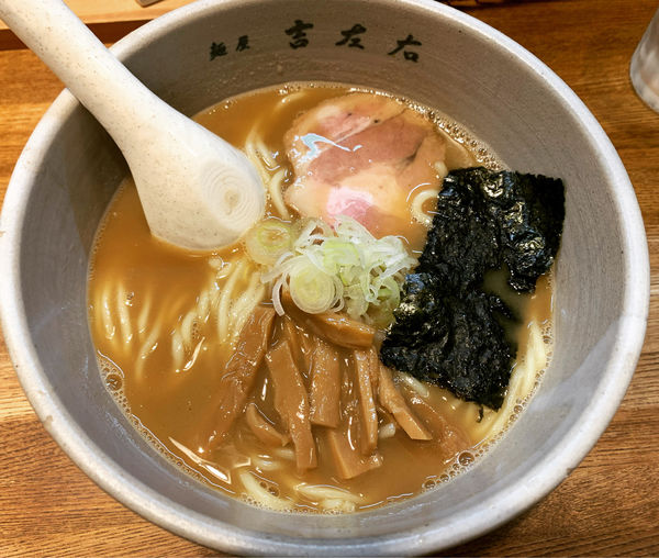 「らーめん」@麺屋吉左右の写真