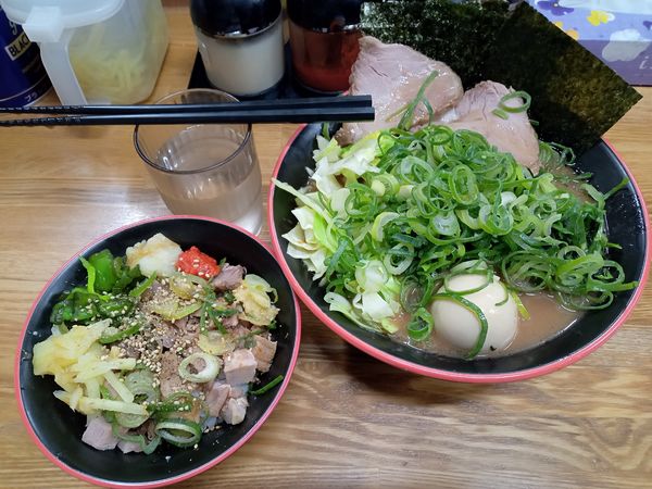「ラーメン全部のせ¥1000、夜限定メニューC」@麺家 紫極の写真