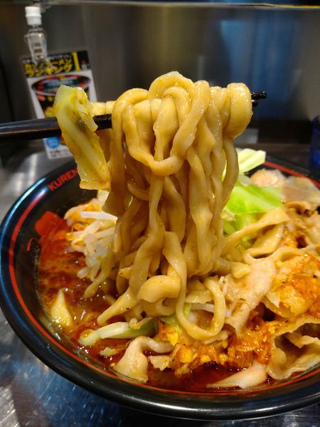 「『紅 自家製温玉付き』980円」@麺創研 紅 府中の写真