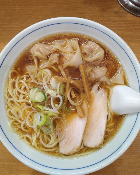 「『ワンタンメン』1000円」@共楽の写真