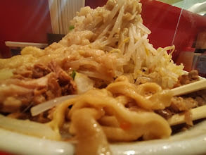 「大豚（全部・麺硬め）」@ラーメン二郎 府中店の写真