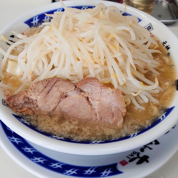 「塩らーめん　並　720円　野菜多め」@ラーメン大 我孫子店の写真