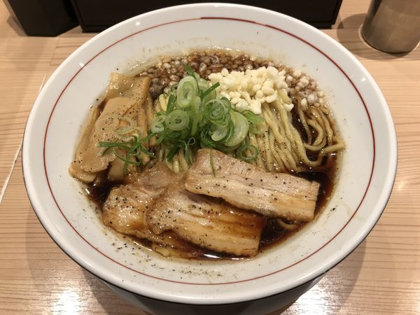 「ブラック中華そば 850円」@鯛塩そば灯花 本店の写真