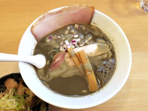 「【数量限定】濃厚煮干そば＋コロチャーめし　800＋200円」@麺屋あぶさんの写真