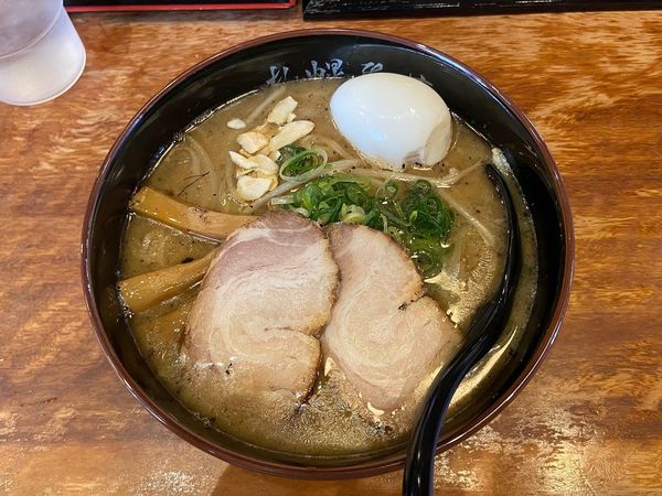 「我流札幌塩らーめん＋塩味玉」@札幌飛翔の写真