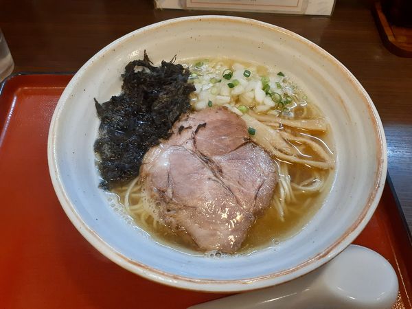 「煮干し塩ラーメン」@麺屋むどうの写真