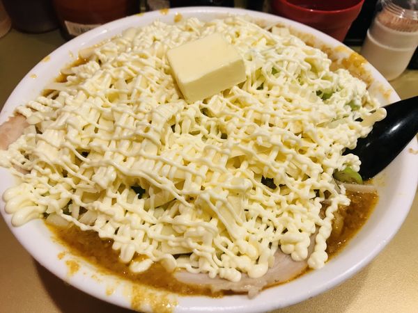 「猫王子マヨネーズバターカレーにゃん 1,280円」@超ごってり麺 ごっつ 亀戸本店の写真