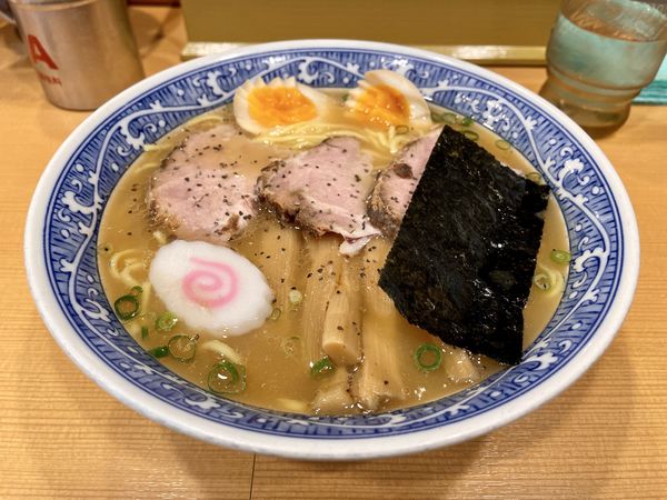 「特製中華そば 大盛り」@中華そば 青葉 中野本店の写真