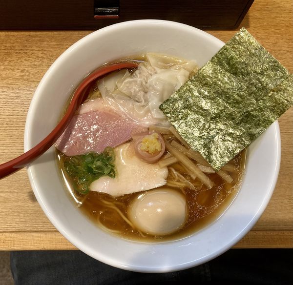 「特製丸鶏醤油らーめん 1200円+麺大盛150円」@麺屋正路の写真