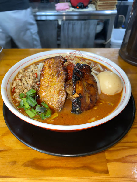 「しびれベトコン誤爆大盛濃厚味玉肉増し¥1,310円」@ラーメン・つけ麺 爆王の写真