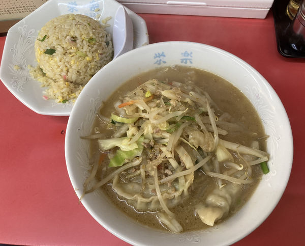 「ミソギョウメン+半チャーハン　1000円」@中華料理 栄楽の写真