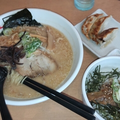 拉麺問屋 琉神の画像