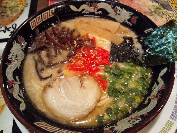 「とんこつラーメン」@おおぎやラーメン 行田店の写真